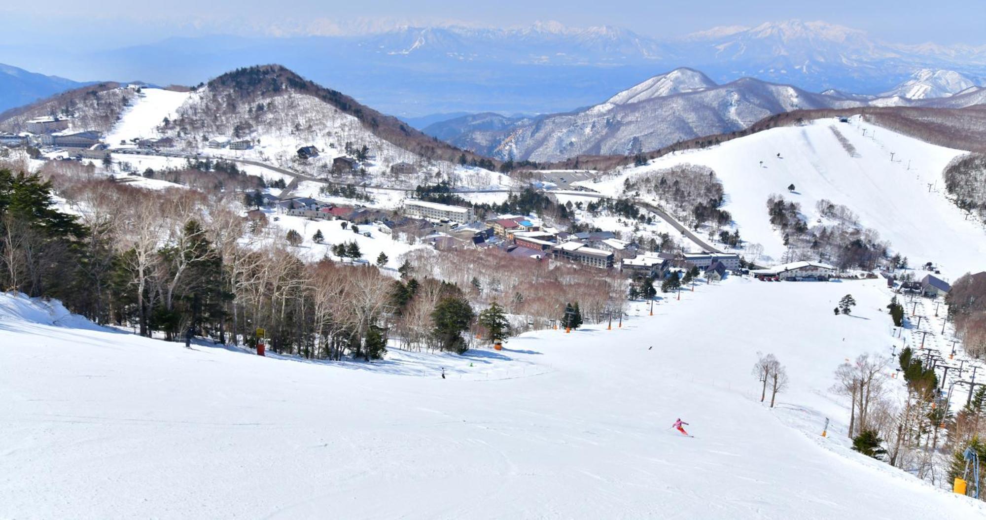 Shiga Grand Hotel Яманучи Екстериор снимка